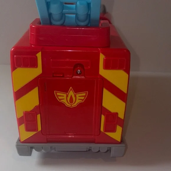 Disney Junior FireBuds Fire Truck Vehicle - Works - No Figures - Picture 6 of 10